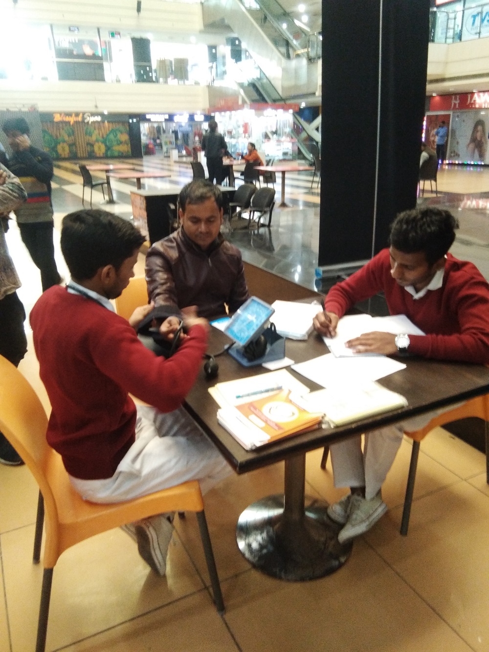 Kailash Charitable Trust in Association With ICICI Prudential is Organized a Free Health Check-up Camp at Wave Mall Sector 18, Noida