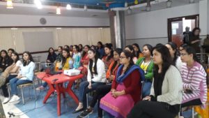 Paramount Healthcare Insurance TPA organized a Health Talk show on “Cancer Screening in Woman” 1