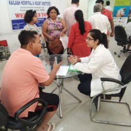 Kailash Charitable Trust organized a Free Health Check-up Camp at Ajnara Le Garden Greater Noida West2