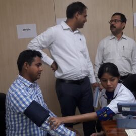 Kailash Charitable Trust, Noida in association with Manipal Cigna #HealthInsurance Co. Ltd. organized a Free #Health Check up Camp at Bajaj Energy, Bajaj Bhawan,1