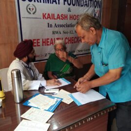 Kailash Charitable Trust, Noida in association with Sukhmay Foundation organized a Free Health Check-Up Camp at, RWA Sector 12 , Noida.4