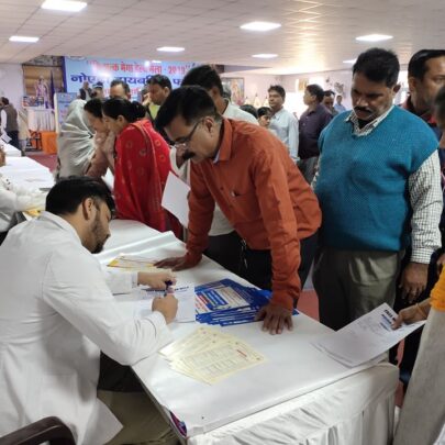 Kailash Hospital & Heart Institute Noida in association with Noida Diabetic forum organized a Free Health Check-up Camp on World Diabetic Day 24.11.2019