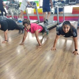 An energetic winter session of the ‘December Fun Indoor Activity’ was organized at Kailash Health Village, Noida4