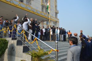 Republic Day was celebrated in all its solemnity & grandeur at Kailash Hospital, Khurja. The event started with hoisting the National Flag with tunes of National Anthem by Medical Superintendant Dr.Avinash Prakash & Director Shri.Satyaparakash (Bhai sahab) followed with a wonderful speech by them.