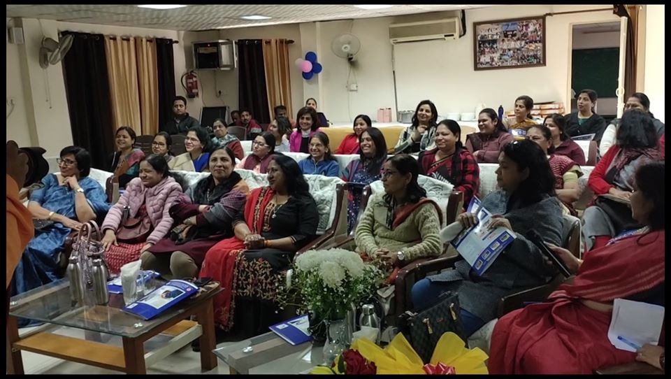 Kailash Hospital & Heart Institute organized a Talk show on “Women Health Awareness” at BHEL TOWNSHIP, Sector-17, Noida