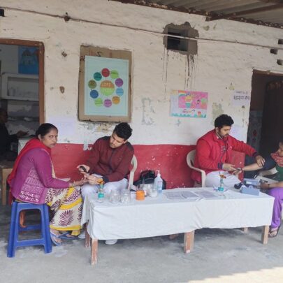Kailash Hospital & Neuro Institute, in association with Noida Lok Manch Organized a Free Health Check-Up Camp at, Sanskar Kendra School, Sector-22 Noida1
