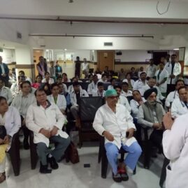 Doctors at Kailash Hospital, Sec 27 Noida organized an awareness meeting with all health professionals to introduce ‘NAMASTE over HANDSHAKE’ 3