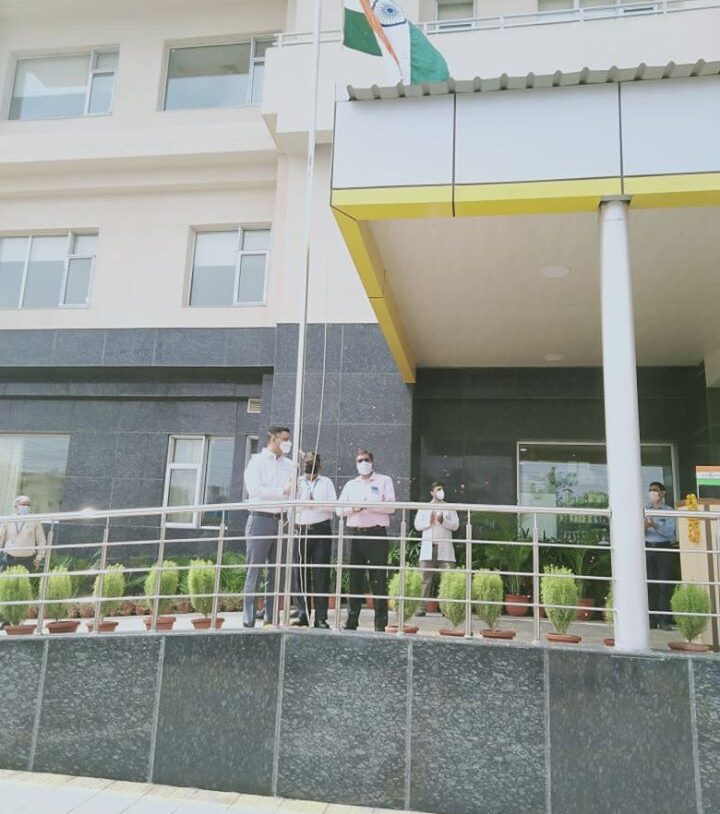 Kailash Hospital & Neuro Institute, Sec 71 Noida celebrated the 74th Independence Day with a patriotic fervor today.
